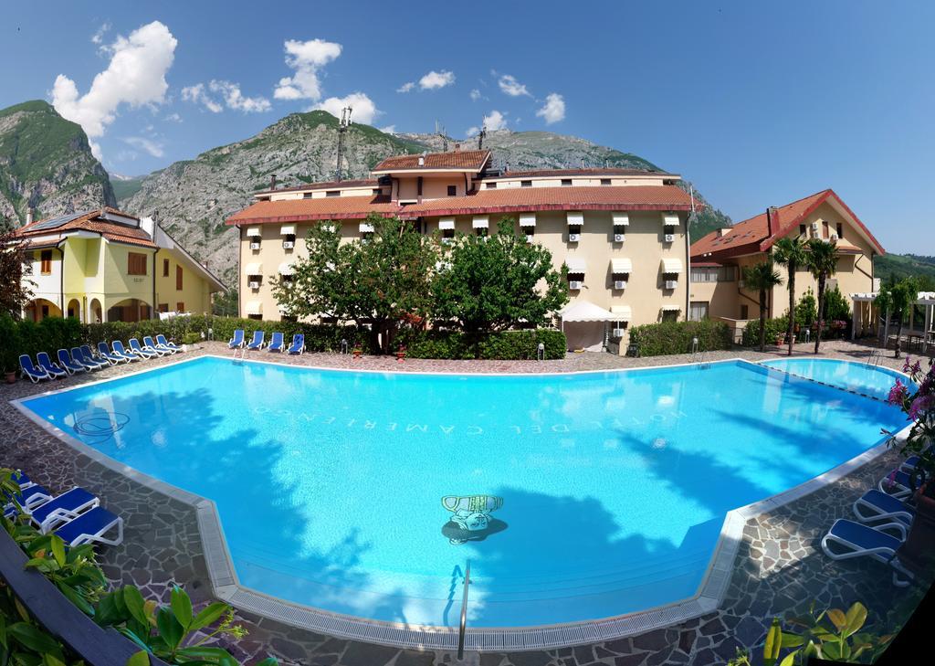 Hotel Del Camerlengo Fara San Martino Exteriör bild